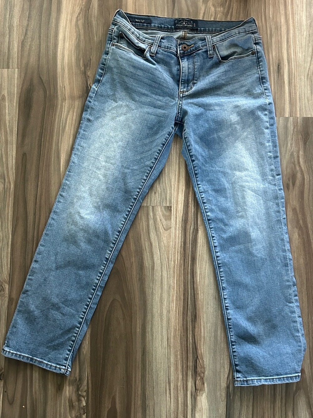 Lucky Brand Sweet Crop Light Wash Jeans Size 8/29